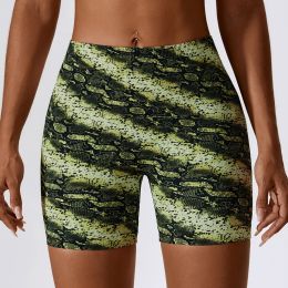 European And American Digital Printing Seamless Yoga Shorts (Option: Green Snake Print-M)